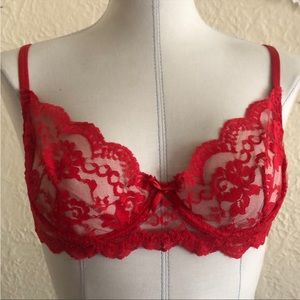 Bra Fredericks of Hollywood Red Lace 36b